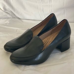 Comfortable work shoes